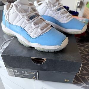 Jordan White and Baby blue